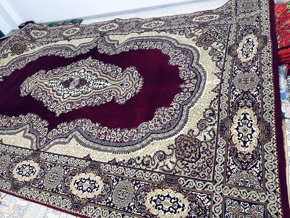 Кілемдер мен коврик