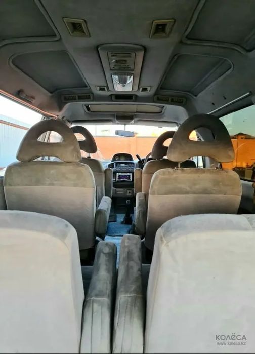 Mitsubishi Delica 1995 года