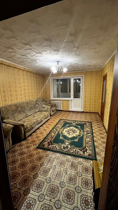 Сдаётся 3 комнатная квартира