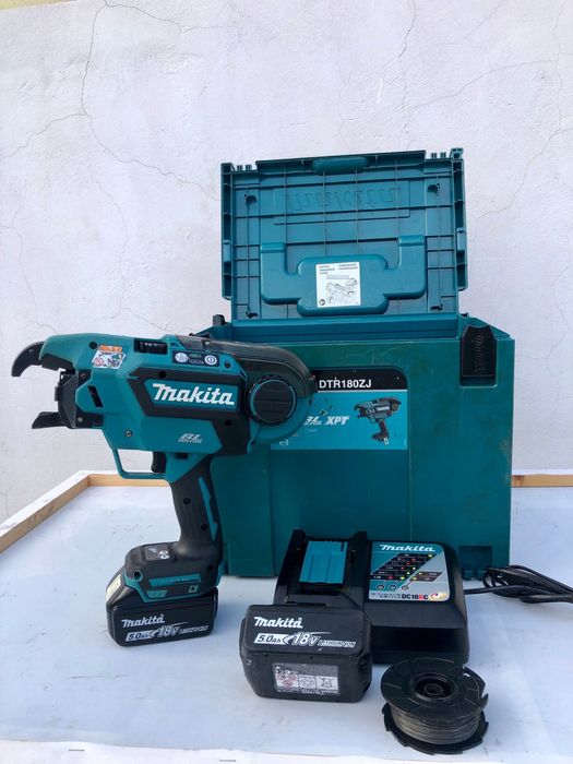 Pistol legat fier Makita DTR 180, impecabil