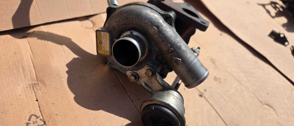 Turbina Renault Megane 2 / Kangoo / Scenic 2 1.5 DCI euro 3 2004 / 2005 / 2006