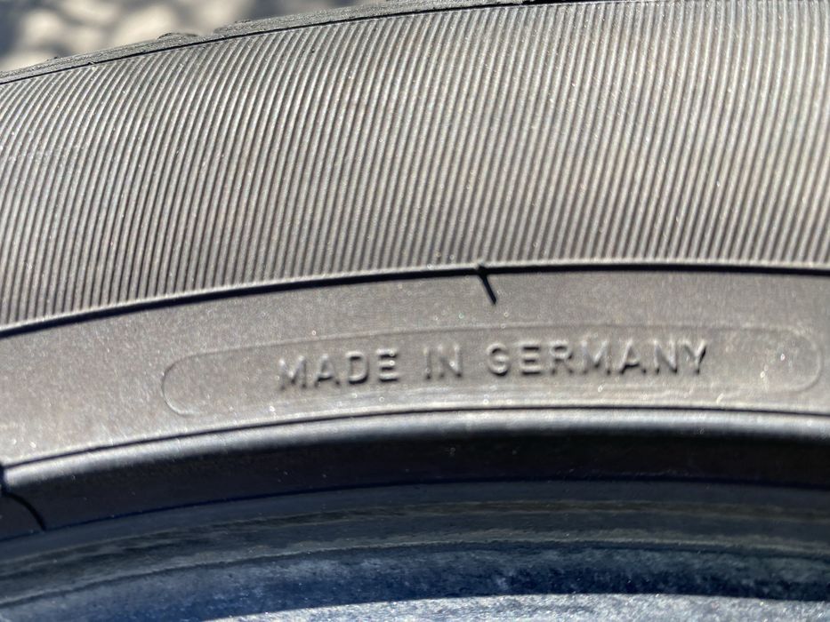 Шины 225/50/17 комплект бу данлоп