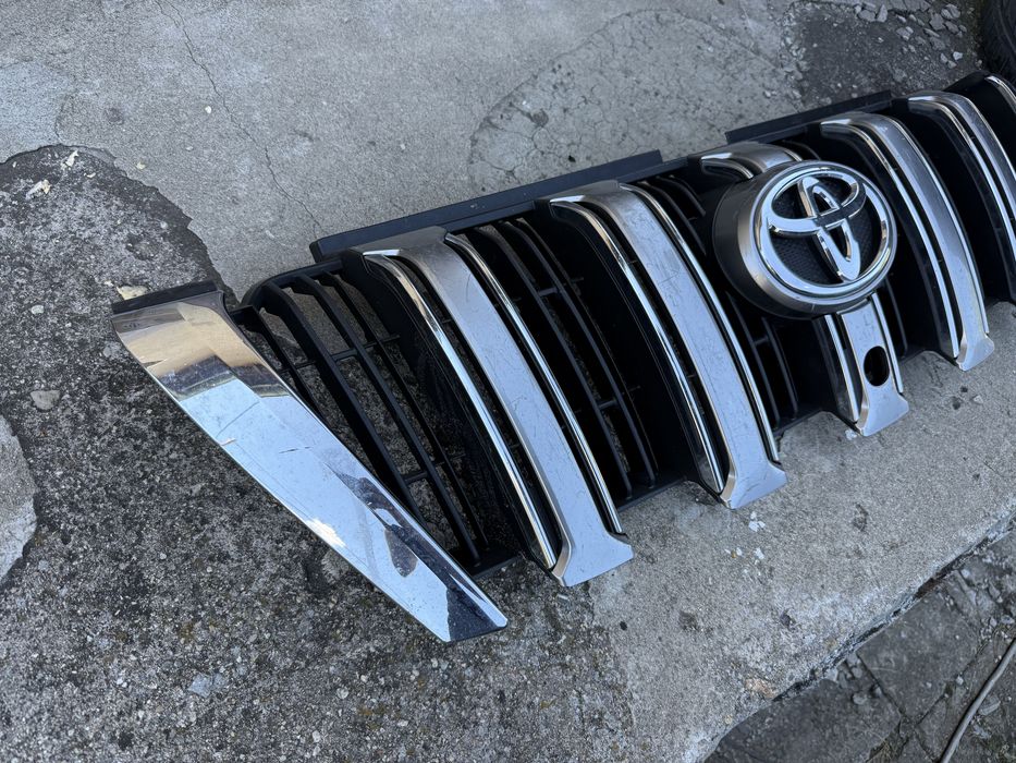 Решетка за Toyota Land Cruiser 150 / Тойота Ленд Крузер 150