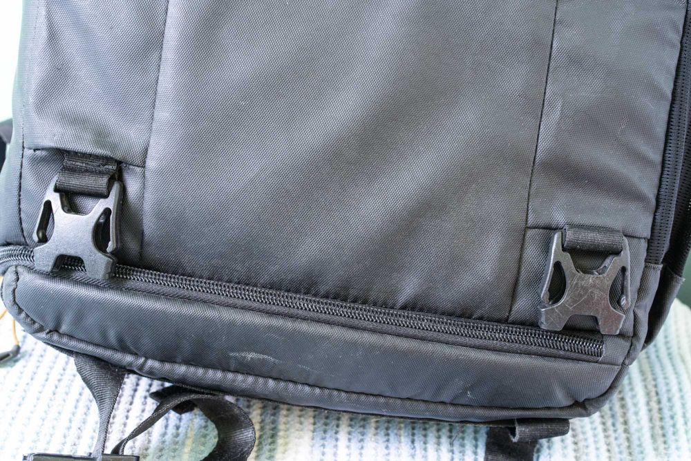 Фото раница Lowepro BP250 AW III