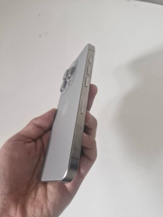 Продам iphone 15 pro