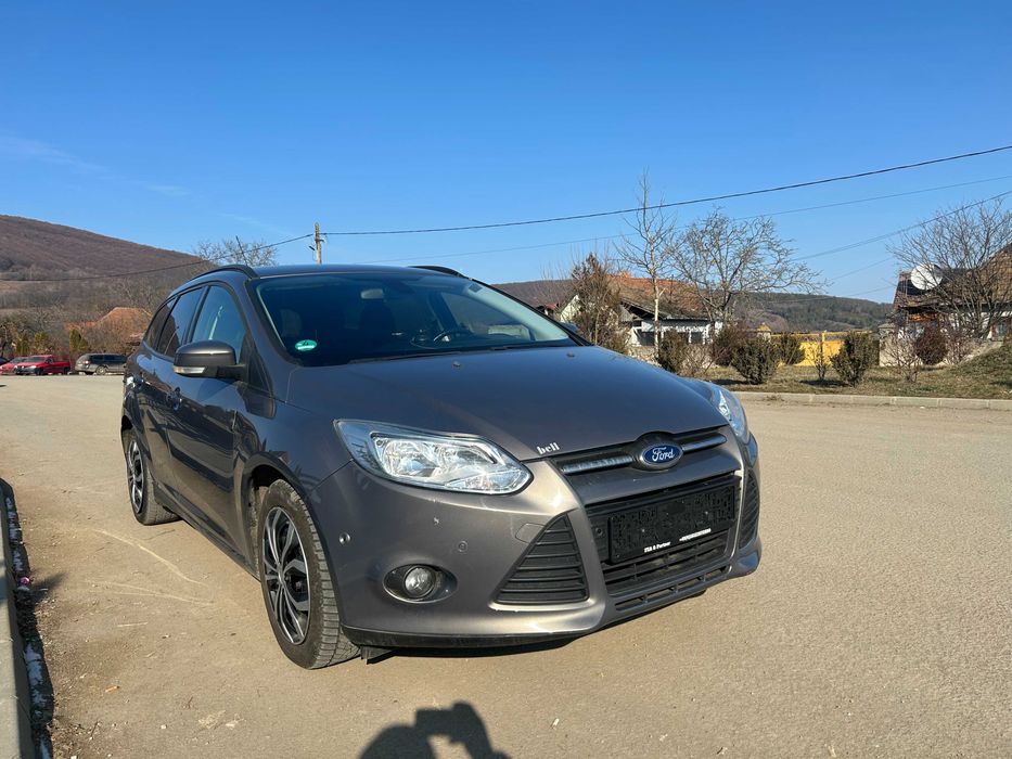 Ford Focus 1.6 ECO BOOST - 150 Cp *** 2013 Negociabil!!