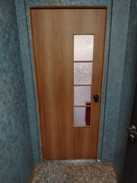 Продам межкомнатные двери 4 шт