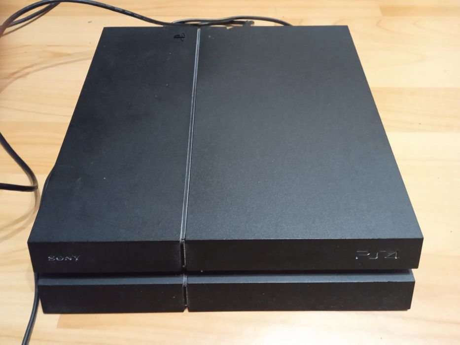 Sony Playstation 4, 500 Гб.  Б/у