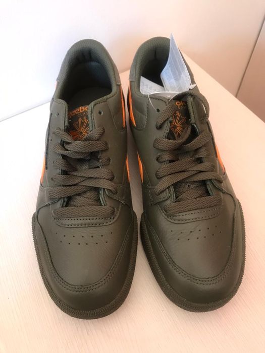 Новые кожаные кроссовки Reebok унисекс