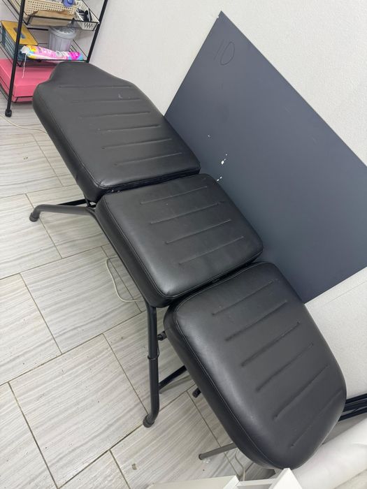 Кушетка для салона