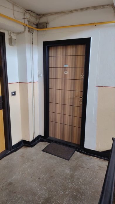 apartament cu 2 camere decomandat, pe molidului
