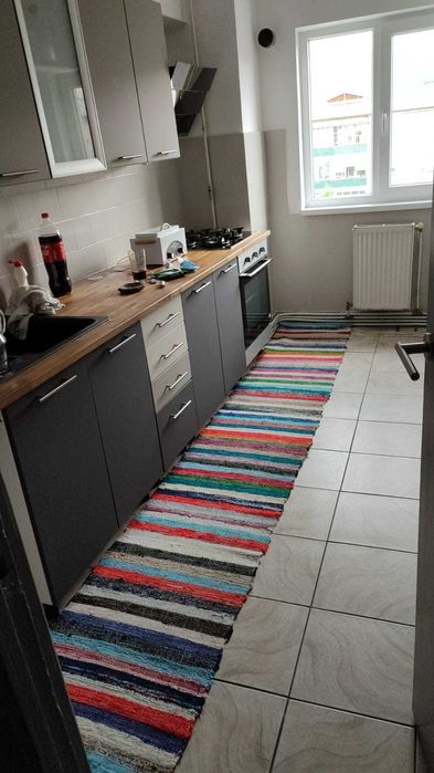 Deva Piata Centrala  2 decomandate 60000 euro