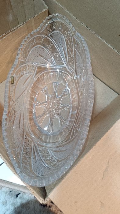 Хрустальные вазы разные, большие