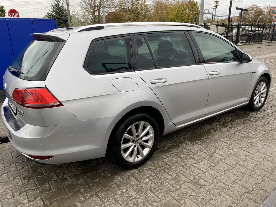 Volkswagen Golf 2016 diesel, 7.115 € — imagine 4
