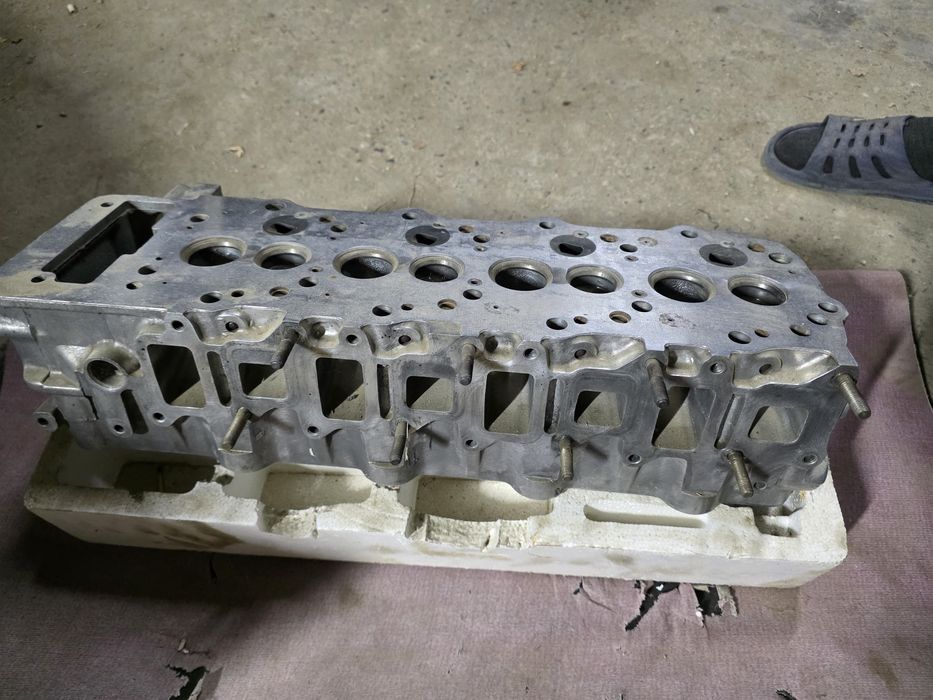 Продам ГБЦ от 4М 40