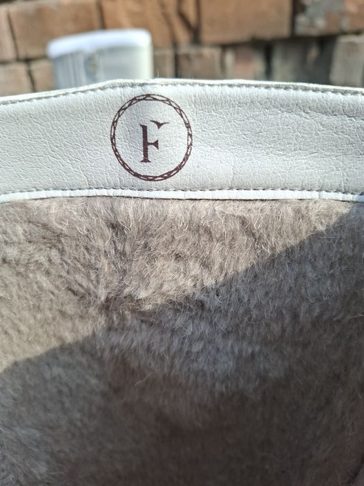 Оригинальные женские сапоги