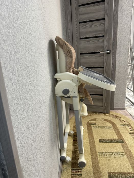 Продам детский стул