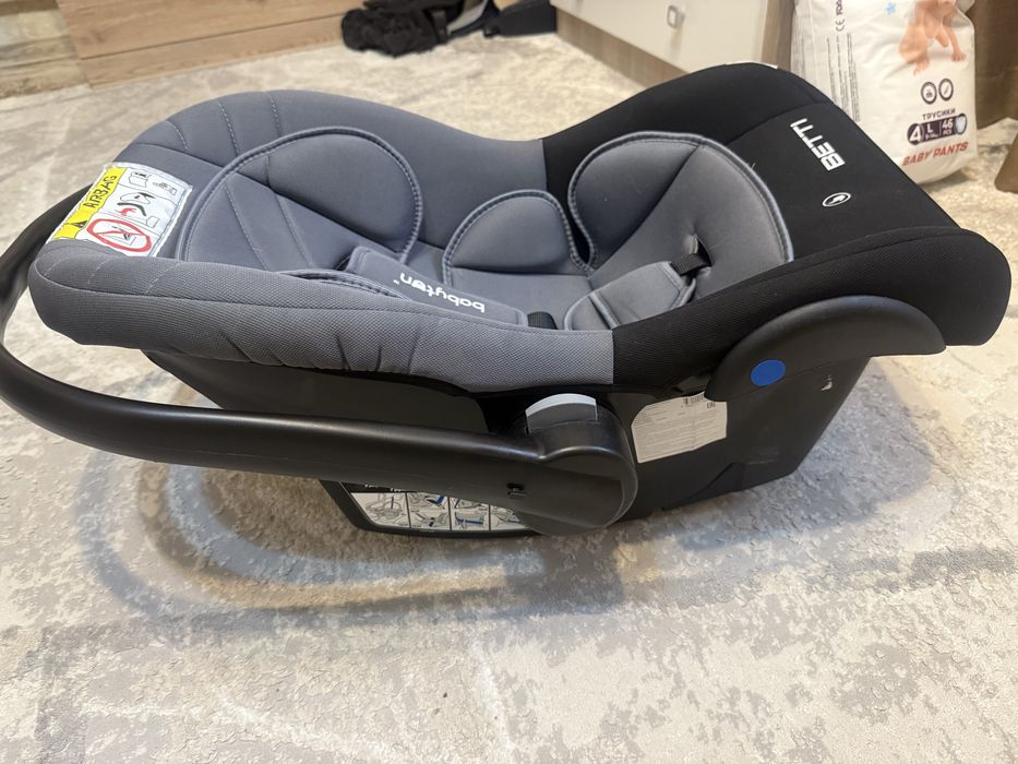 Продам автокресло в машину