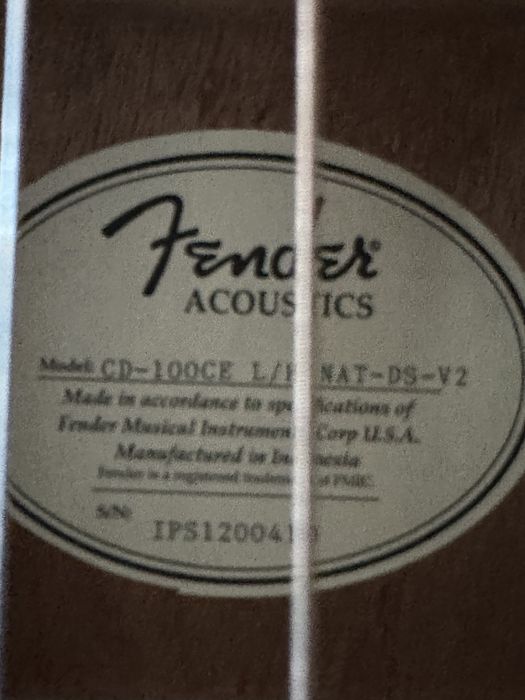 Електро-акустична китара за лява ръка Fender CD-100CE с калъф и стойка