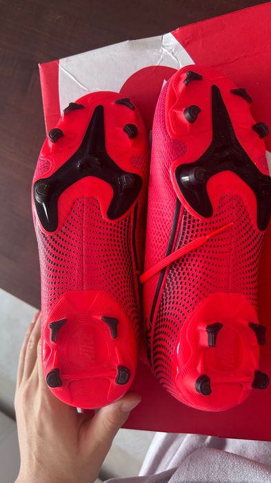 Бутонки Nike на най-добра цена