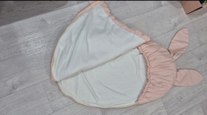 Продам конверт для выписки.