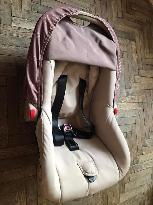 Бебешко и столче за кола