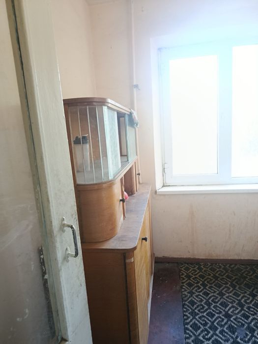 4 каватли домнинг 3 каватида 2 хонали квартира ижарага берилади