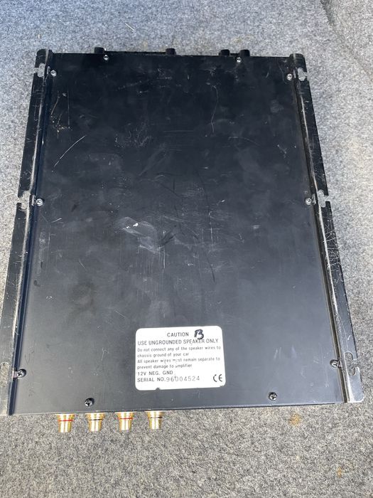 Усилвател  600w