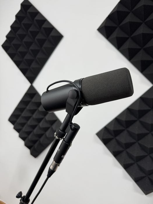 Продается микрофон Shure SM7B