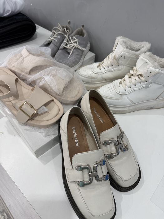 Каждая по 5000тг