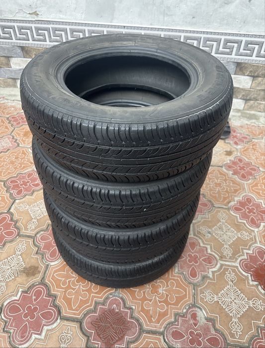 R 14 ORNET yumshoq balon idial