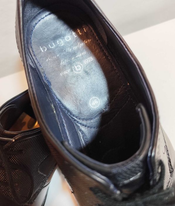 Pantofi derby 46 cap toe Bugatti piele naturala moale negru