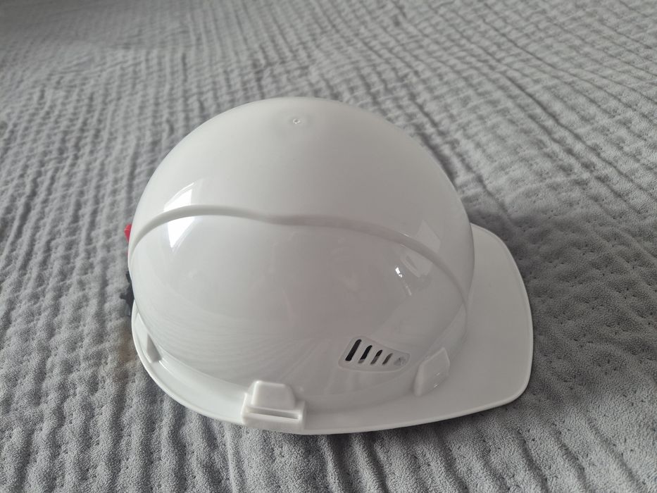 Строительная каска