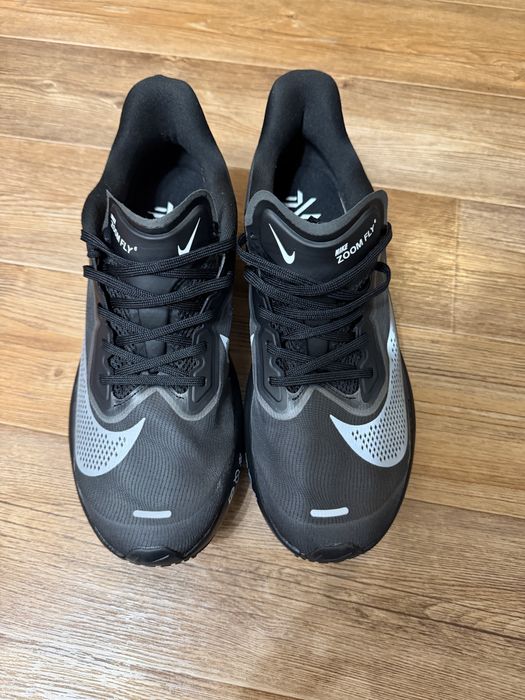 Продам кроссовки найк Nike