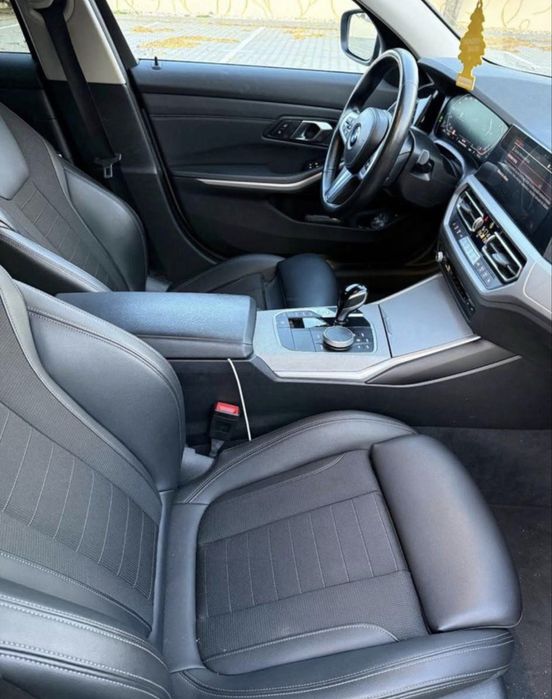 Bmw 318 G21 an 2022