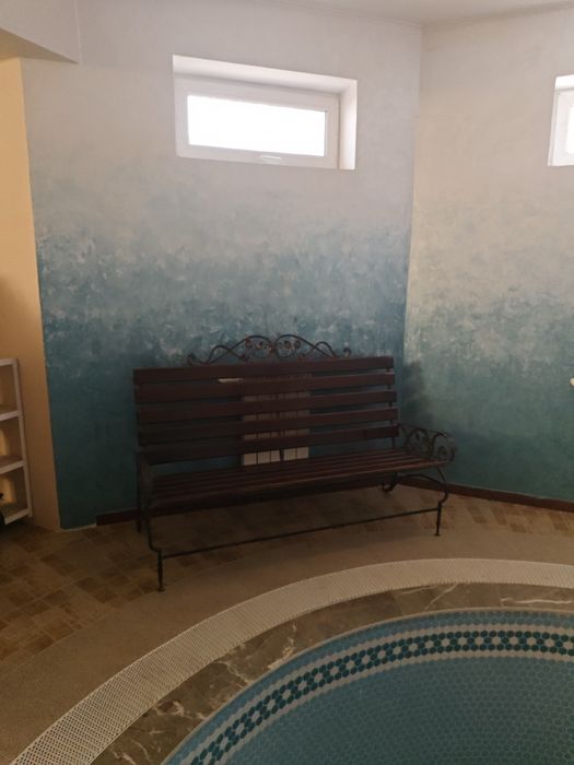 Продаётся набор мебели скамейка и кркслаиз ковки и дерева