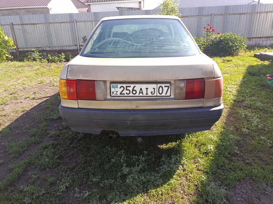 Продам Ауди 80 на ходу