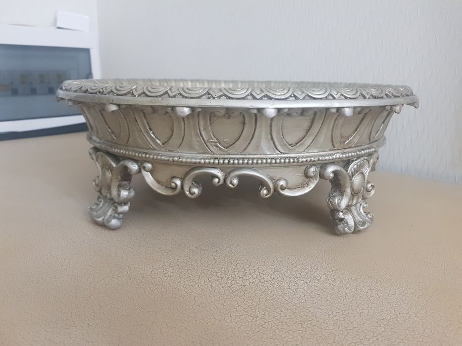 Продам вазы 2 штуки