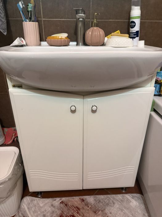 Продам унитаз, раковину, ванну