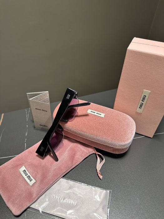 Слънчеви очила Miu Miu