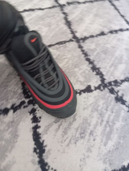 Маратонки Nike 40 номер