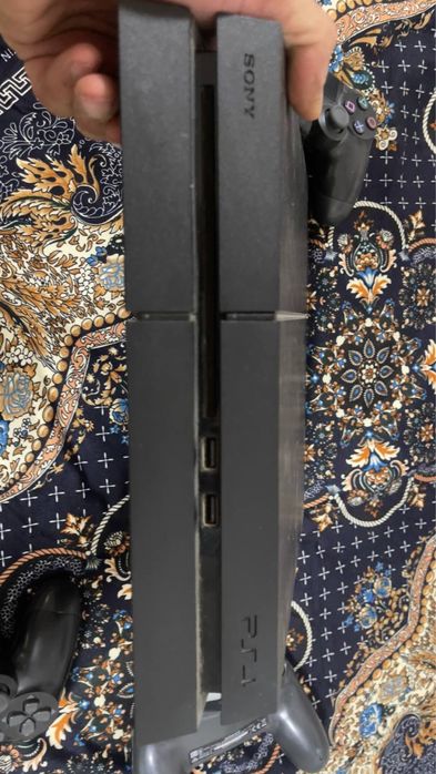 Playstation 4   1 TB