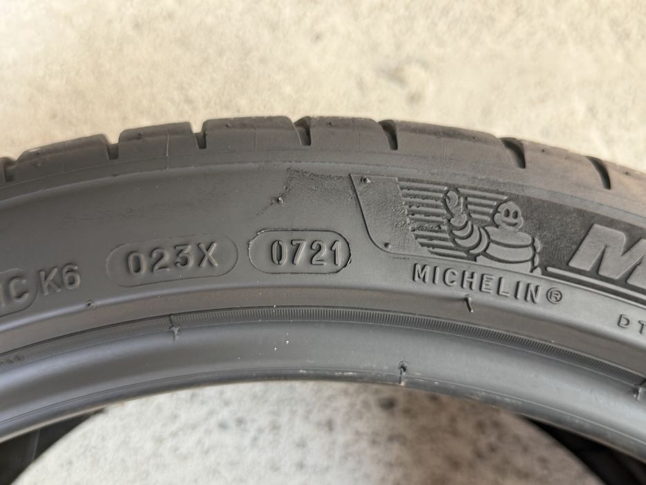 255/35/18 Michelin 2Броя: 90€ 5.5мм