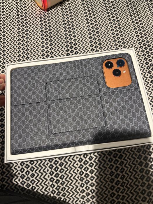 Планшет 17 про мах