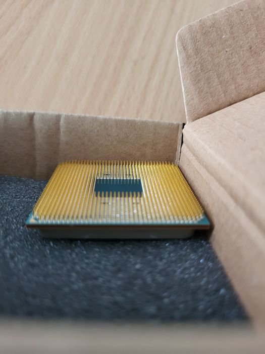 Procesor Ryzen 5 1600 + cooler Wraith