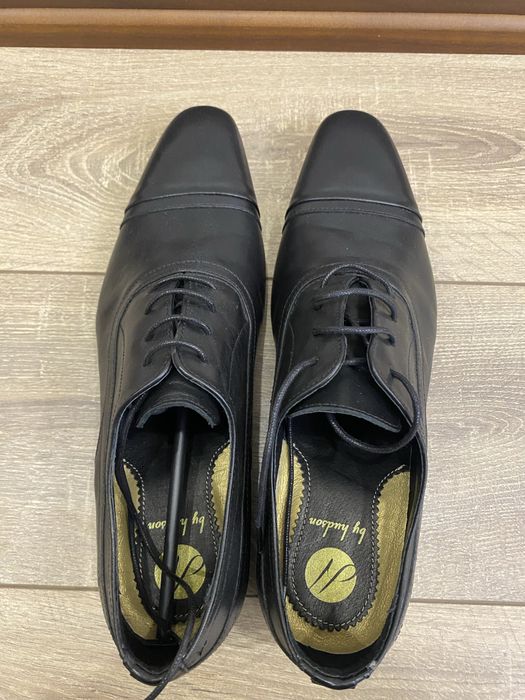 Tufli Hudson razmer 43