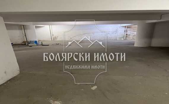 Подземно паркомясто в центъра