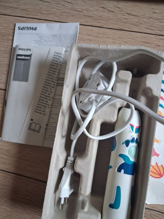 Детска ел. Четка за зъби на PHILIPS 20 лв