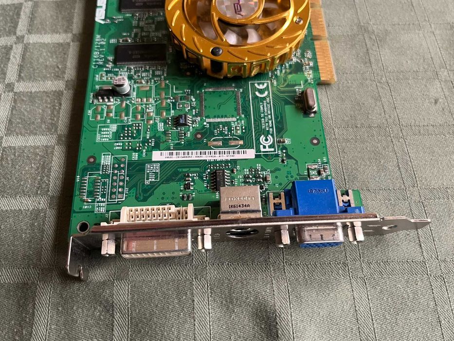 Placă video ASUS V9520/TD/N/128M – 128 MB (V9520/TD; V9520/TD/128M)