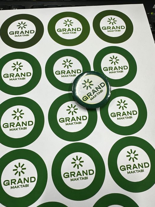 Наклейки разного вида на заказ